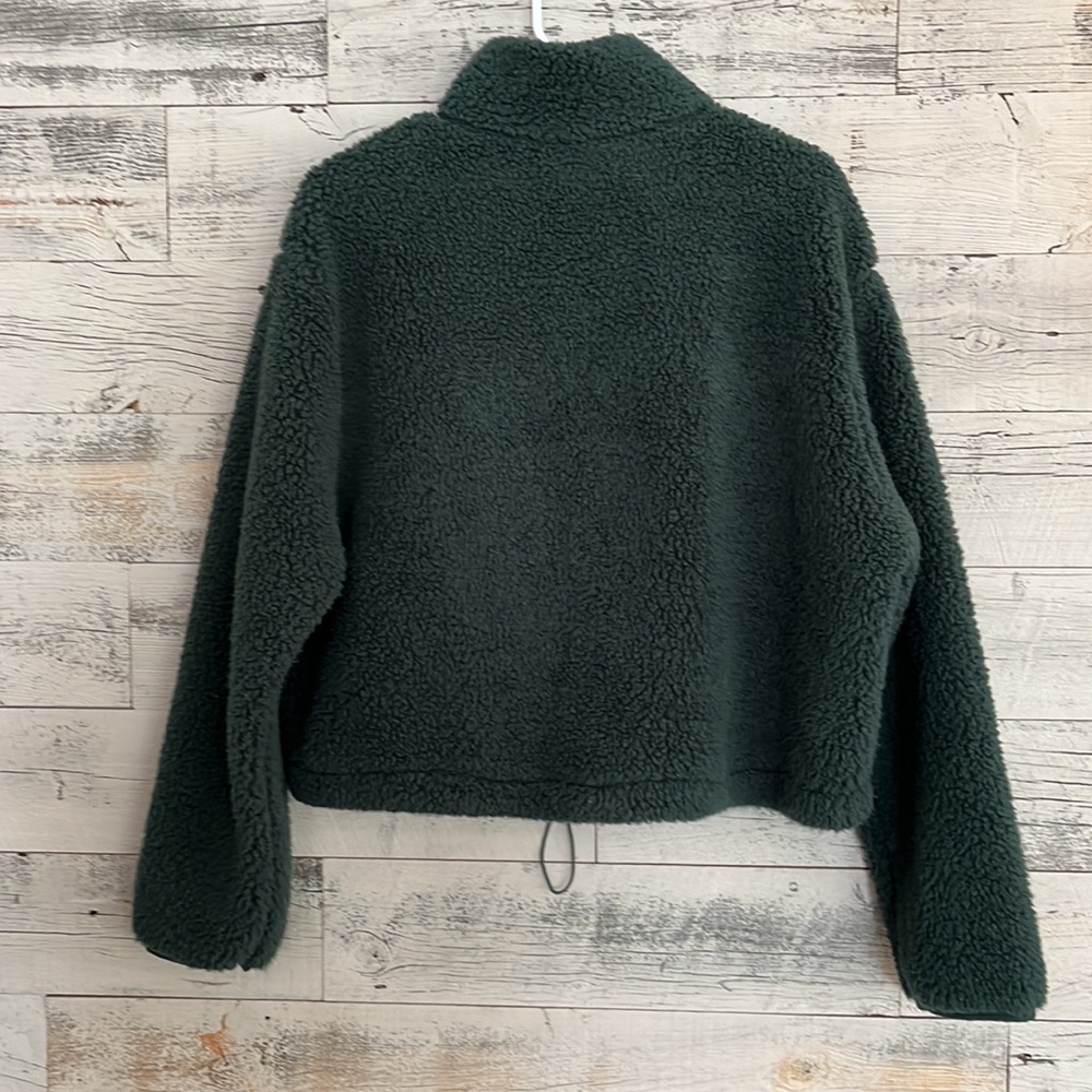 Double Zero women’s furry pullover sweater. Size large - Picture 3 of 3